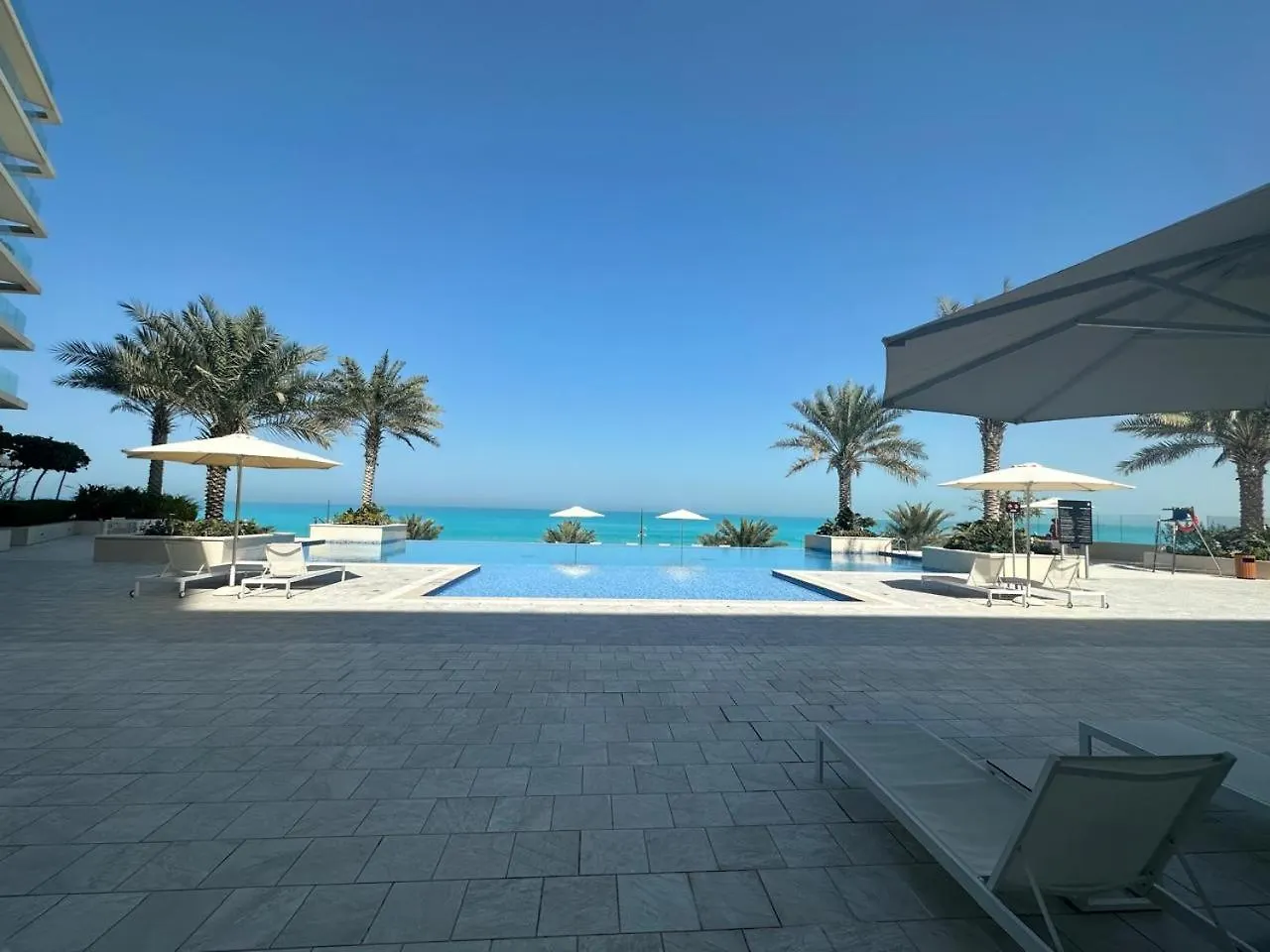 2Br Soul Beach Mamsha Al Saadiyat Full Apartment 阿布扎比 0*,  阿拉伯联合酋长国